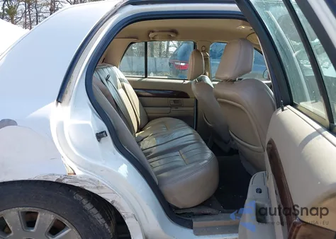 2003 Mercury Grand Marquis Ls z USA, uszkodzony, nr VIN 2MEFM75W43X711659